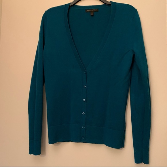 Banana Republic Factory, “V” Neck Cardigan Sweater, TEAL, Size Small ~Work Wear - Picture 3 of 6